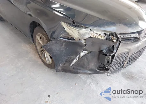 2015 Toyota Camry Se z USA, uszkodzony, nr VIN 4T1BF1FK9FU080613